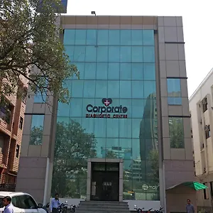 Oyo 12532 Broadway Hotel New Delhi