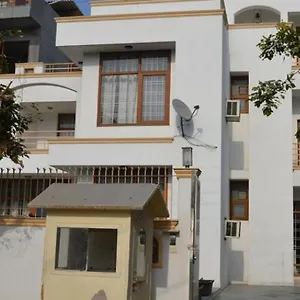 Boutique In South 1, Gurgaon, By Guesthouser 10147 3*