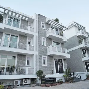 Hotel Mantra Amaltas 4*