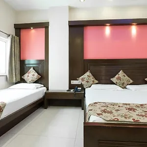Amax Couple Friendly Hotel