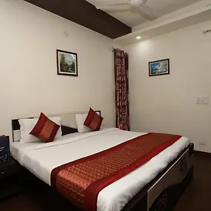 Bed & Breakfast Oyo 11003 Lemon Grass Residency 2*