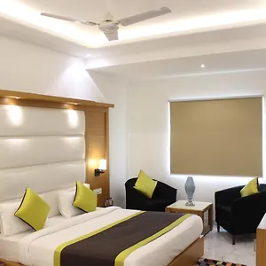 Aero Star Near Delhi Airport Hotel 3*
