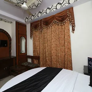 Hotel Oyo 11603 President Delhi (National Capital Territory of India)