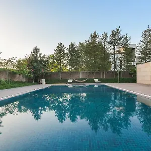 Hostie - The Mango Buddha Luxury Farm Villa