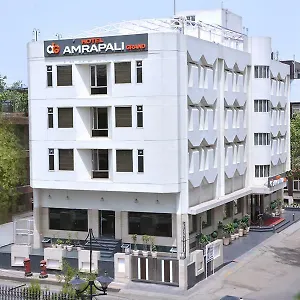 Amrapali Grand Hotel 4*