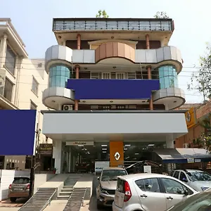 Hotel Oyo 13451 Star Corporate Avenue New Delhi
