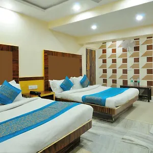 Lahorimal Deluxe 2* New Delhi