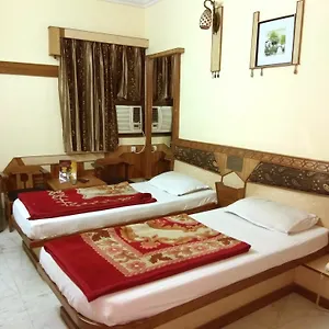 Crown Plaza 2* Nowe Delhi