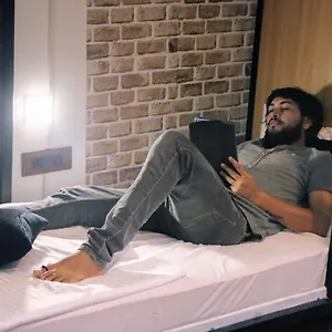 Hostel Luxury Bunk House New Delhi