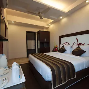 Pitrashish Grand And Premium Hotel