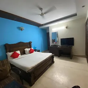 Amar One Hotel