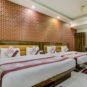 Hotel Rs Residency At Delhi Airport Hotel