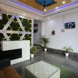 Bella Love hotel *