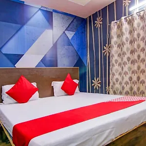 Hotel O Viraj 4*