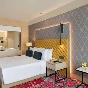 Olive Near Delhi Airport Hotel 4*