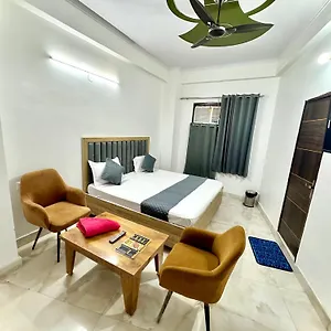Comfort Inn, Mundka, New - Near Nangloi Metro Station *