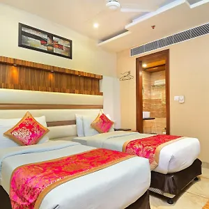 Hari Piorko Grand - 2 Min From New Railway Station Delhi (National Capital Territory of India)