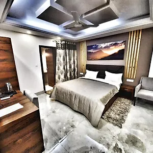 Aerocity Purple Orchid 3*
